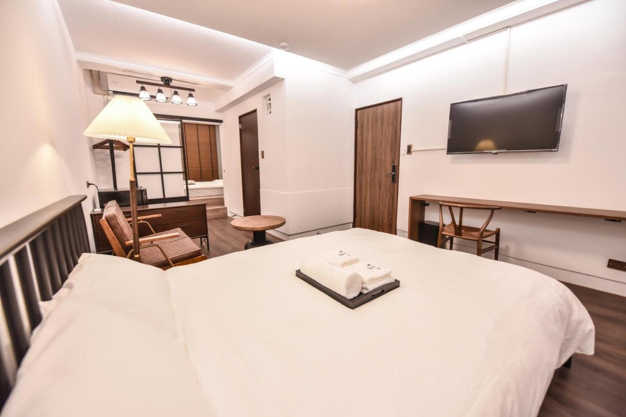 Eryang Homestay Tainan Extérieur photo