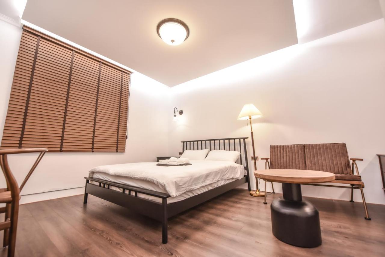 Eryang Homestay Tainan Extérieur photo