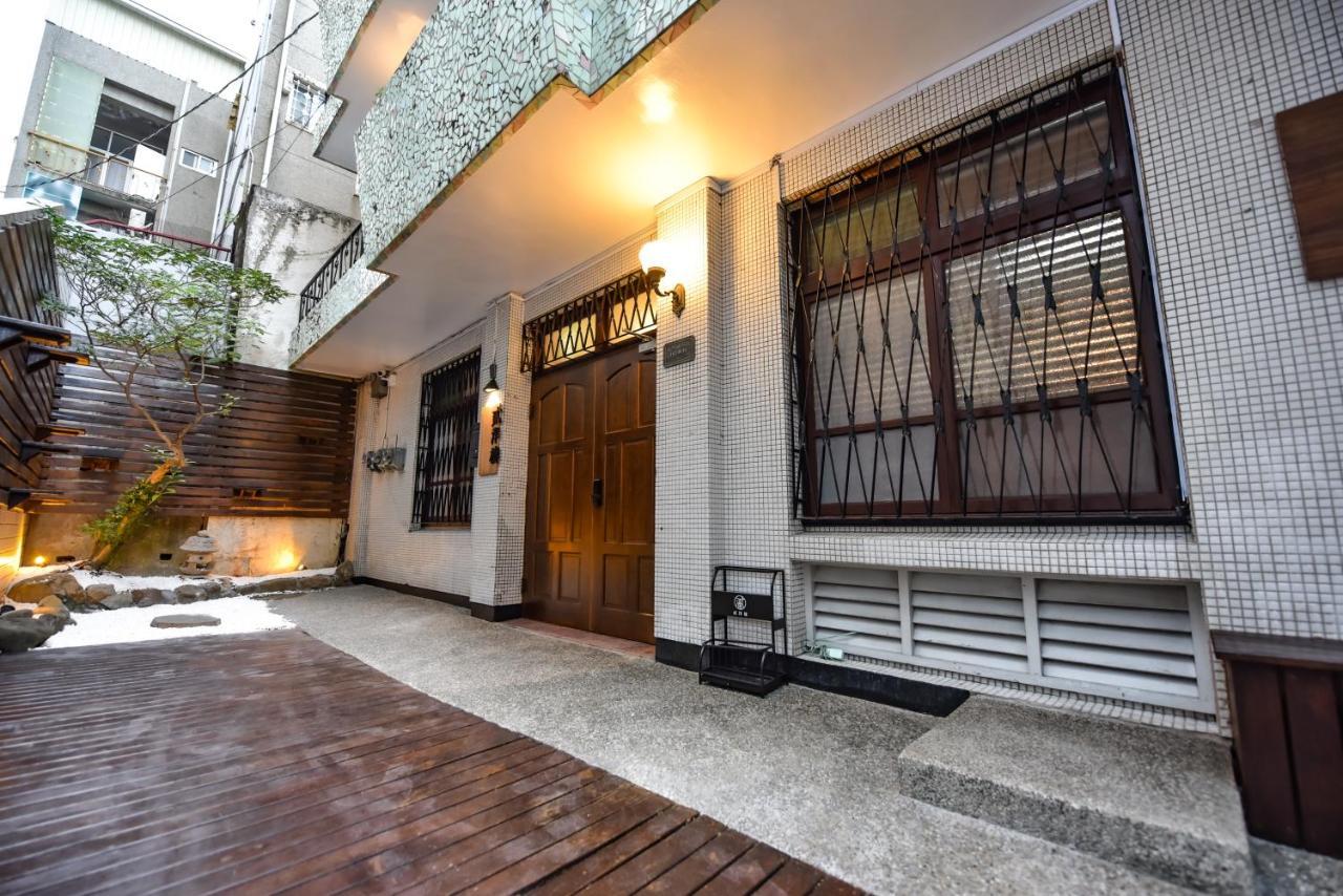 Eryang Homestay Tainan Extérieur photo